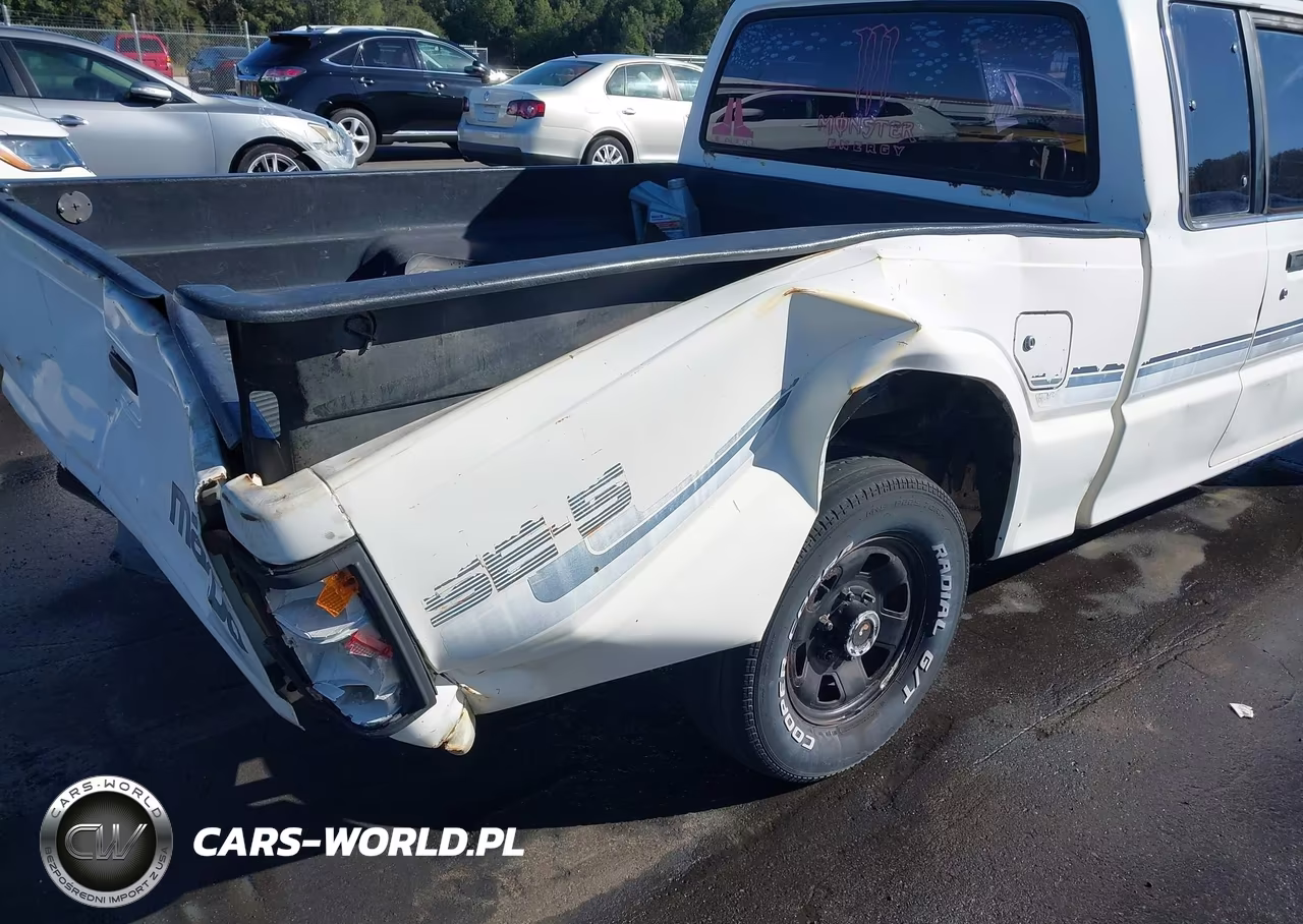 1988 Mazda B2200 Cab Plus VIN:JM2UF3137J0396404 - 6