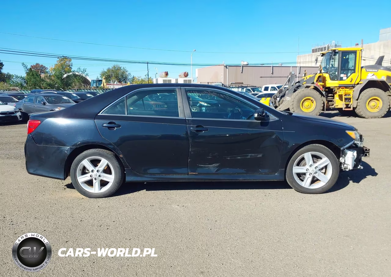 2014 Toyota Camry Se VIN:4T1BF1FKXEU751950 - 13