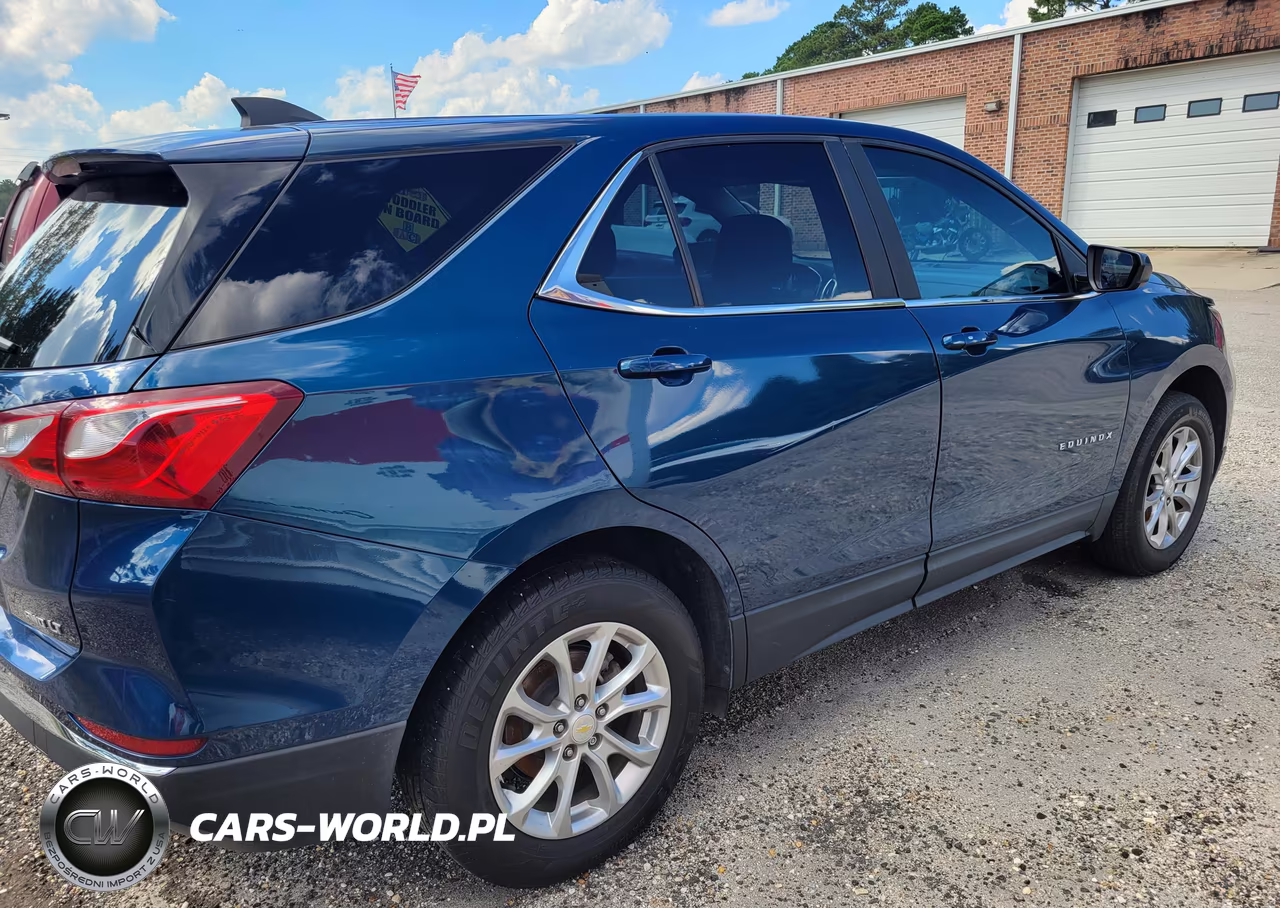 2021 Chevrolet Equinox Awd Lt VIN:2GNAXUEV1M6103380 - 4