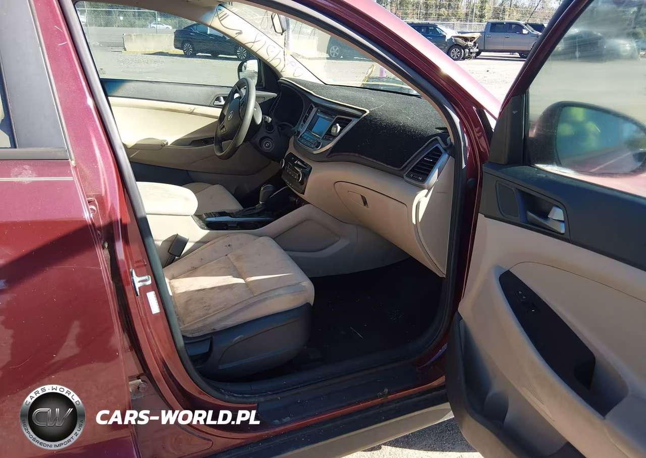 2016 Hyundai Tucson Se VIN:KM8J33A47GU024518 - 5