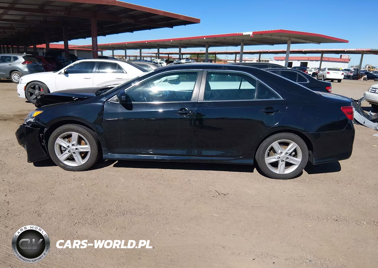 2014 Toyota Camry Se VIN:4T1BF1FK1EU411876 - 14