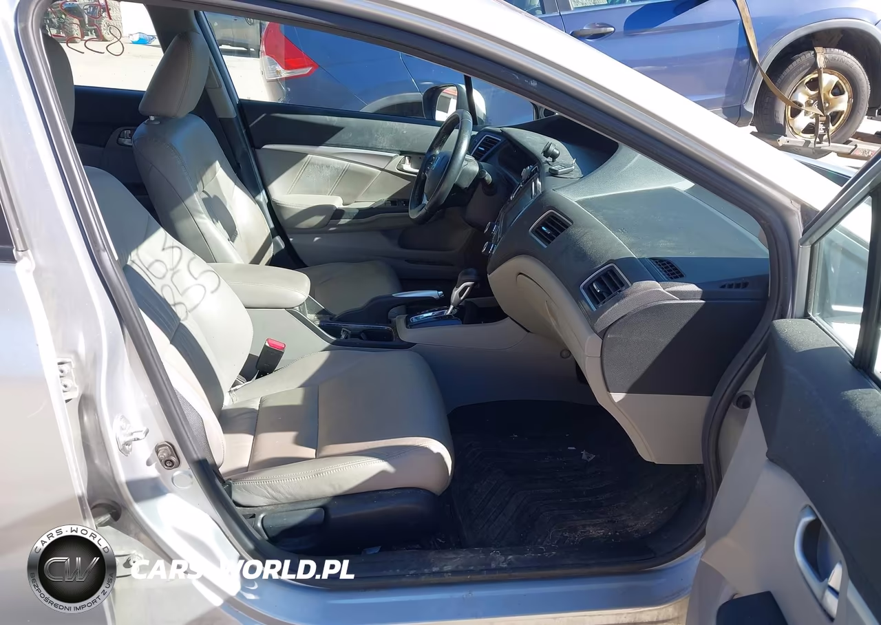2014 Honda Civic Hybrid VIN:19XFB4F33EE200821 - 5