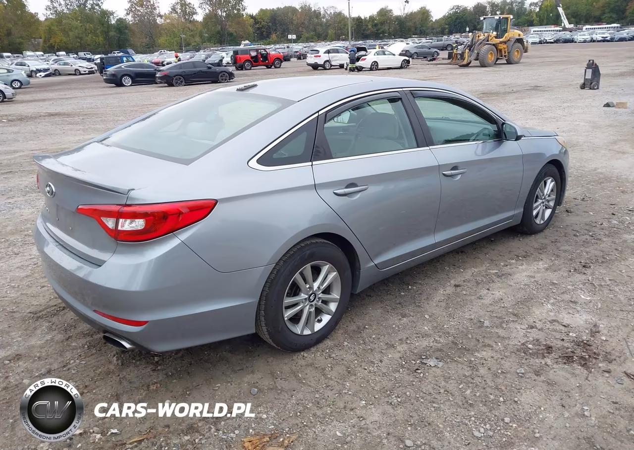 2017 Hyundai Sonata Se VIN:5NPE24AF5HH526844 - 4