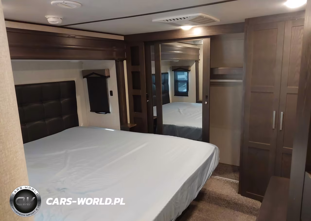 2018 Keystone Rv Other VIN:4YDF42133JR800627 - 16