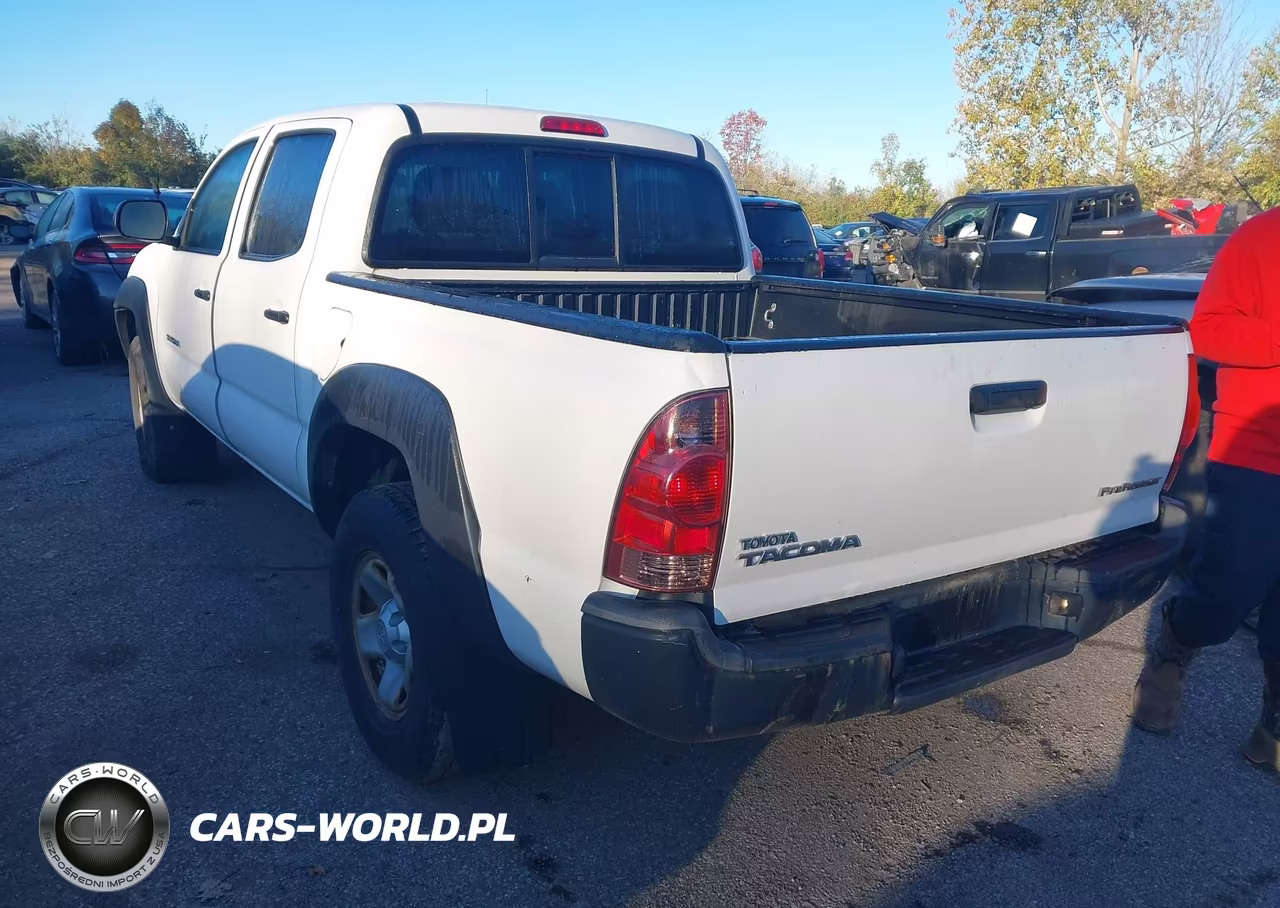2014 Toyota Tacoma Prerunner VIN:5TFJX4GN3EX028401 - 3