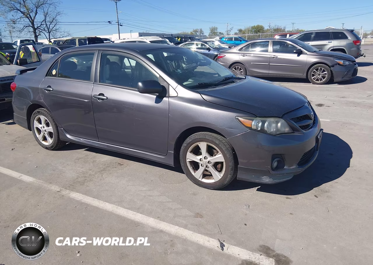 2013 Toyota Corolla S – zdjęcie 1 z 11