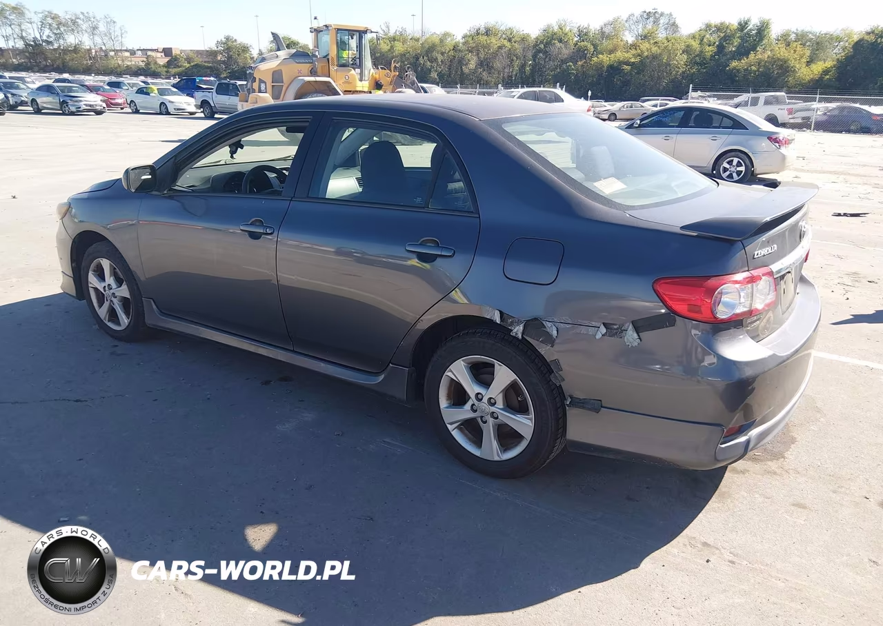 2013 Toyota Corolla S VIN:5YFBU4EE8DP201066 - 3