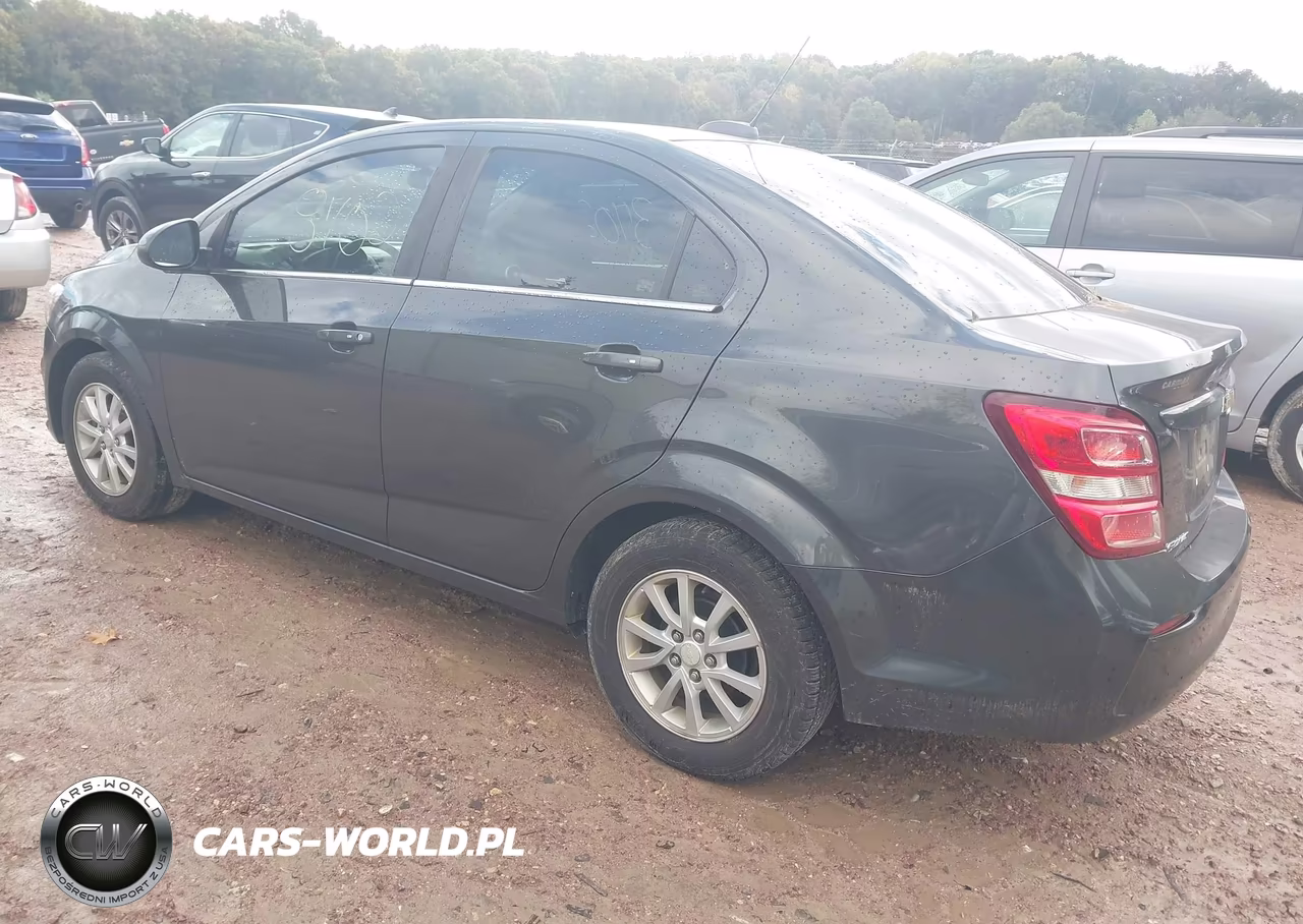 2018 Chevrolet Sonic Lt Auto VIN:1G1JD5SB2J4101807 - 3