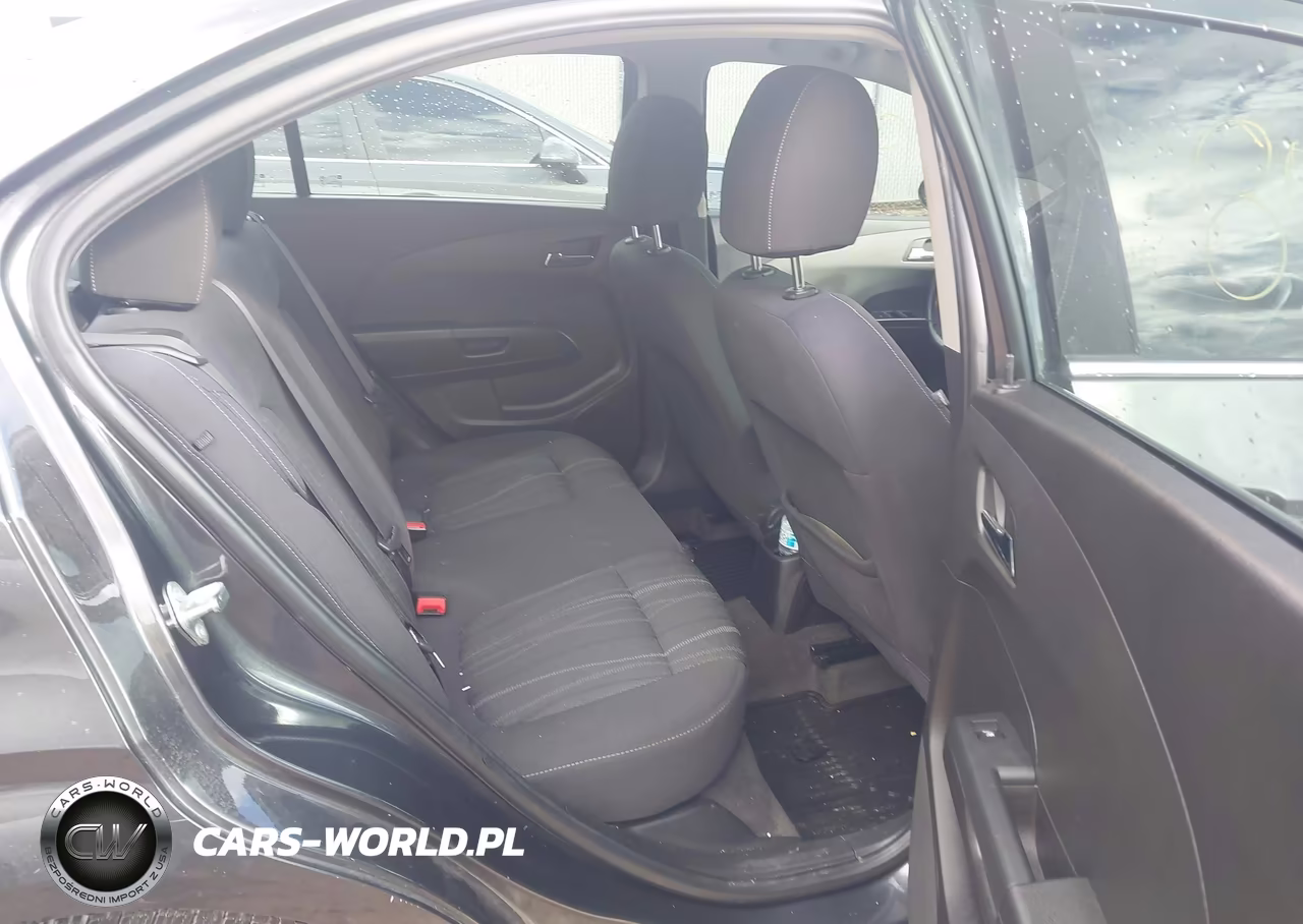 2018 Chevrolet Sonic Lt Auto VIN:1G1JD5SB2J4101807 - 8