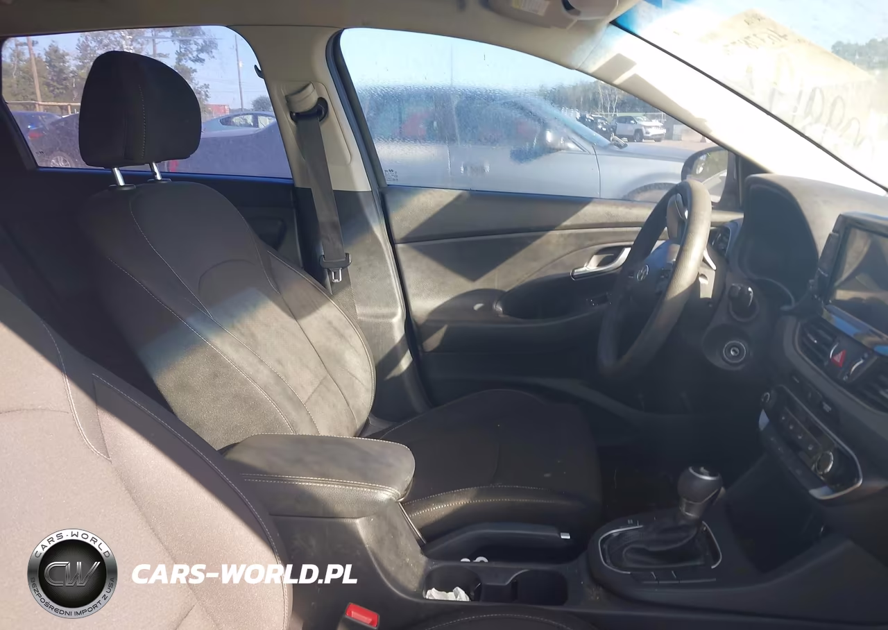 2018 Hyundai Elantra Gt VIN:KMHH35LE6JU009919 - 5