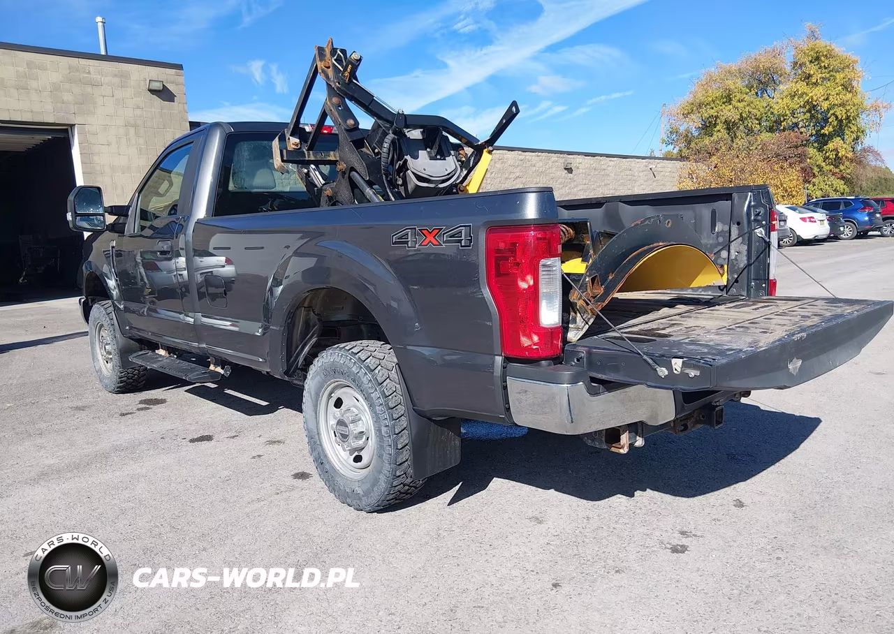 2019 Ford F-250 Xl VIN:1FTBF2B69KED43741 - 3