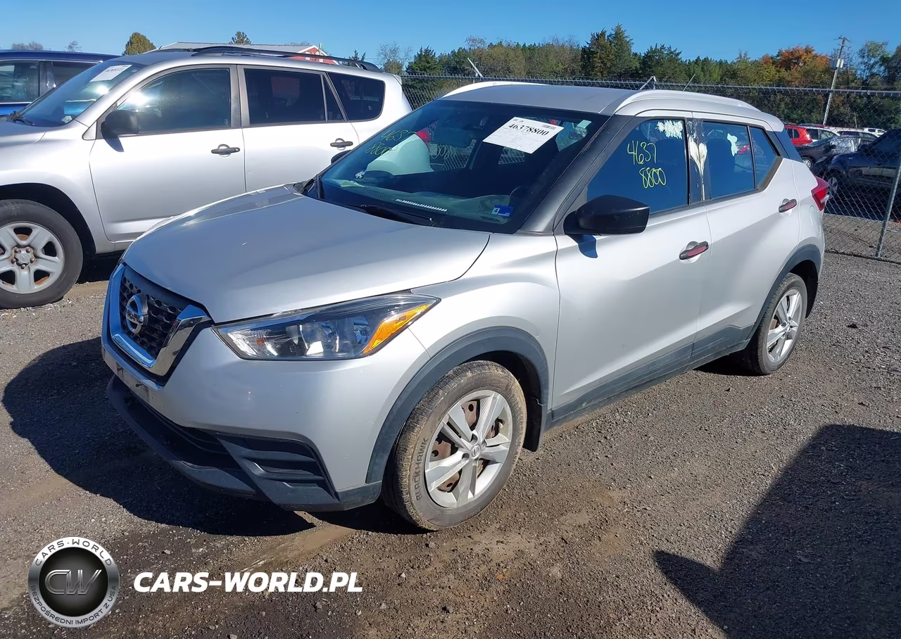 2018 Nissan Kicks S VIN:3N1CP5CUXJL534652 - 2