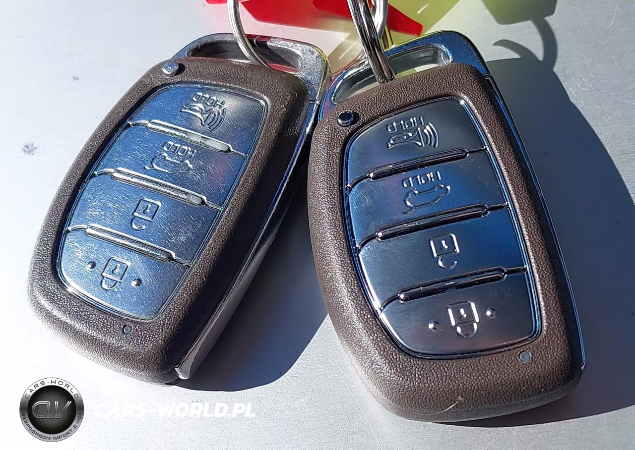 2019 Hyundai Ioniq Hybrid Blue VIN:KMHC65LC7KU106936 - 11