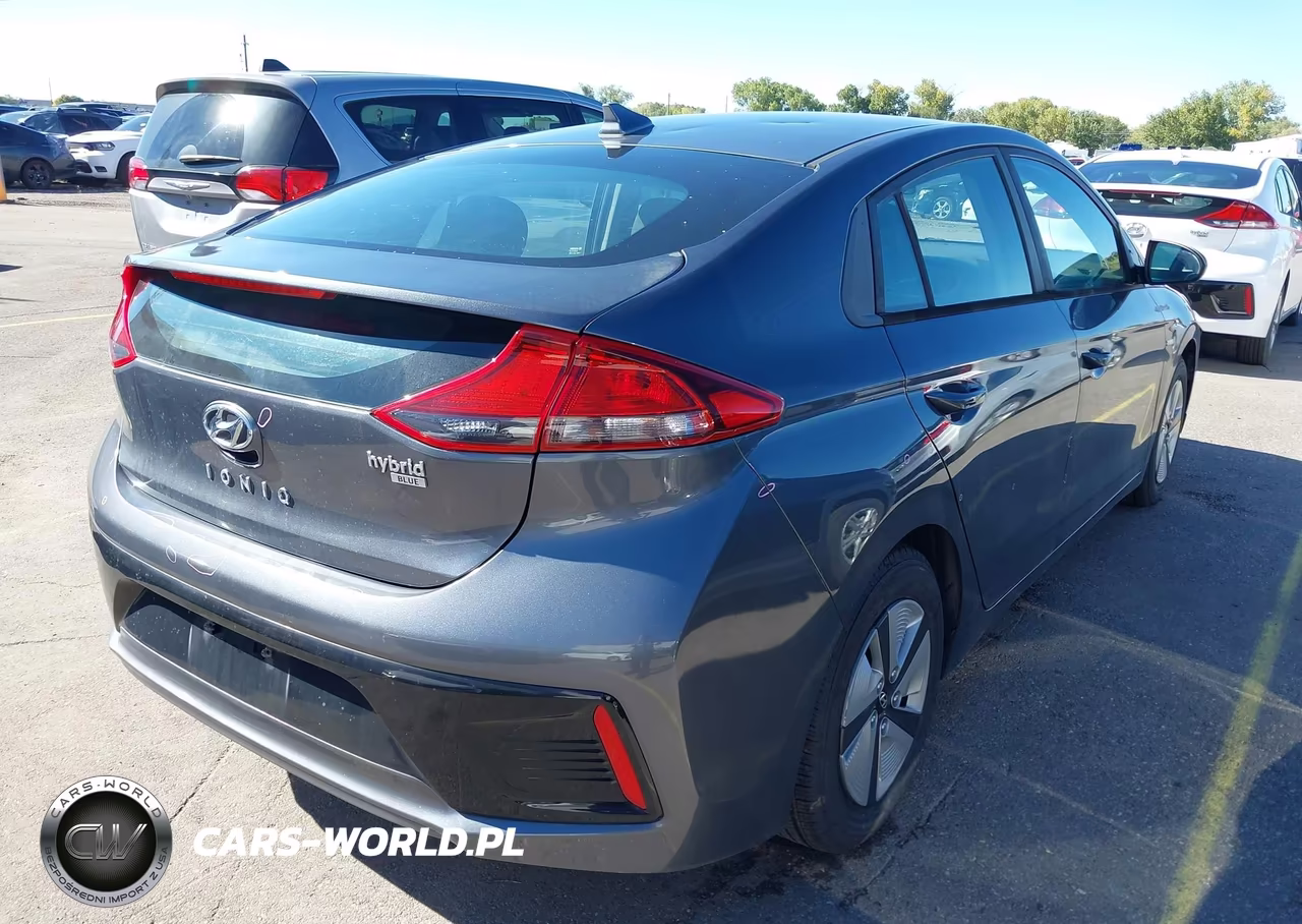 2019 Hyundai Ioniq Hybrid Blue VIN:KMHC65LC7KU106936 - 4
