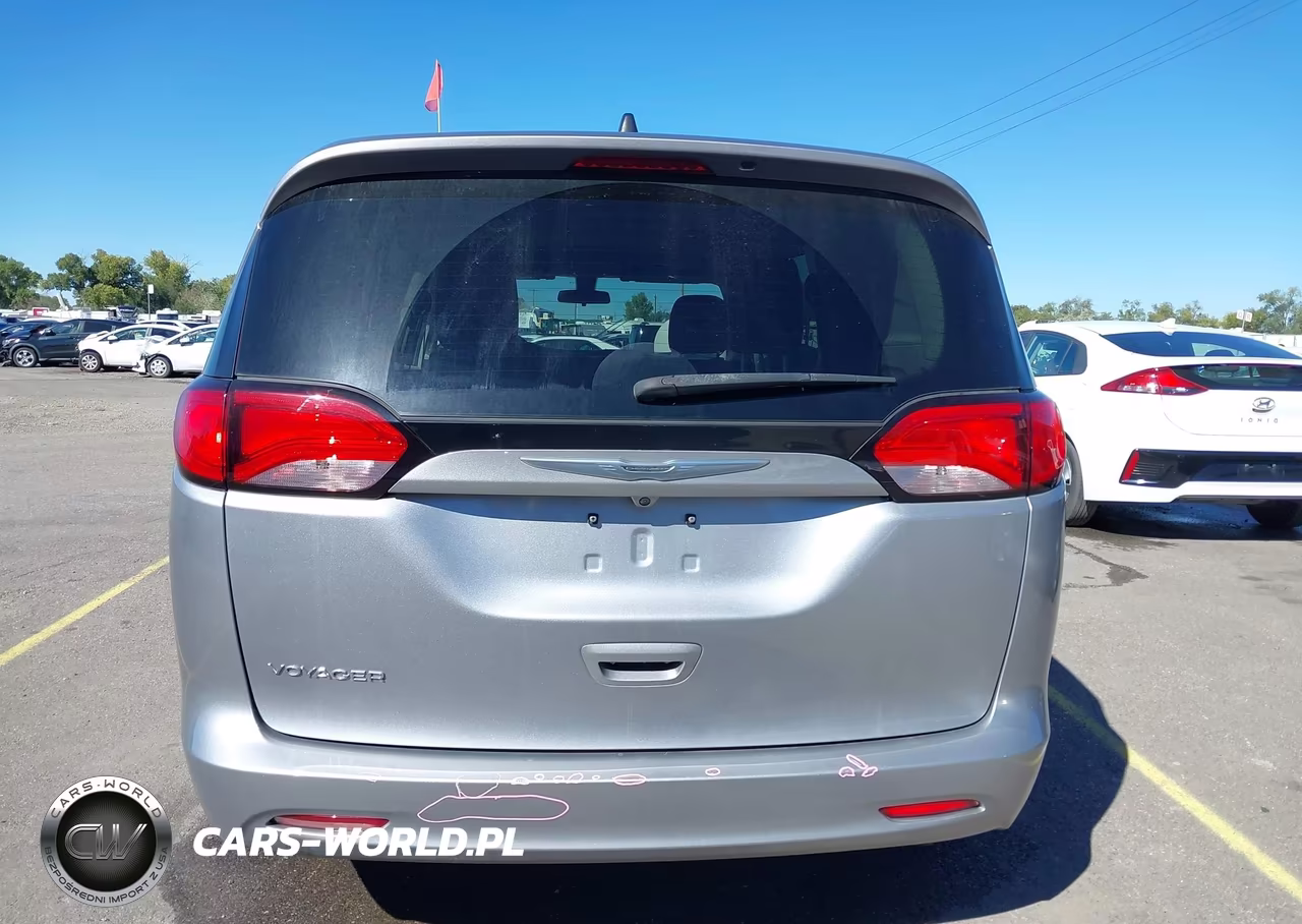 2021 Chrysler Voyager Lx VIN:2C4RC1CG3MR568428 - 16