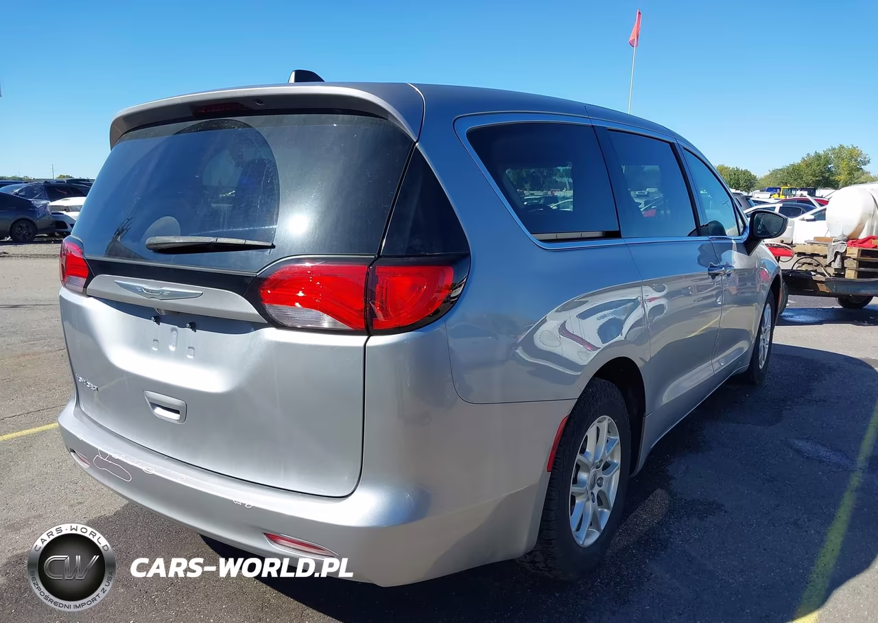 2021 Chrysler Voyager Lx VIN:2C4RC1CG3MR568428 - 4