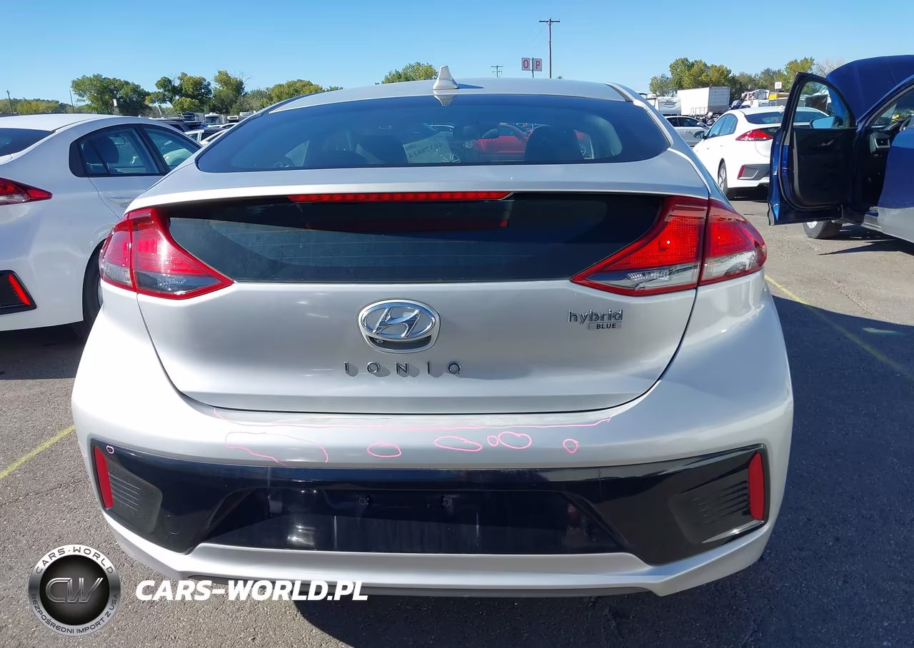 2019 Hyundai Ioniq Hybrid Blue VIN:KMHC65LC1KU158952 - 16