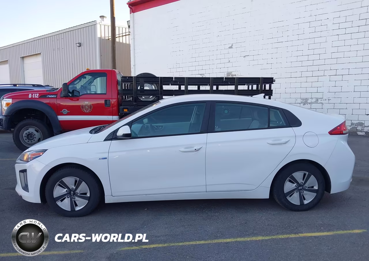 2020 Hyundai Ioniq Hybrid Blue VIN:KMHC65LC7LU232909 - 14