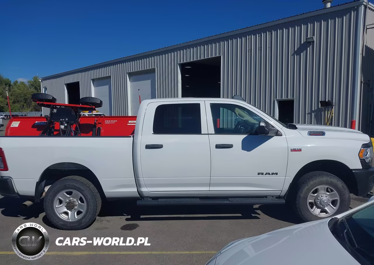 2020 Ram 2500 Tradesman 4X4 6'4 Box VIN:3C6UR5CJ2LG236830 - 13