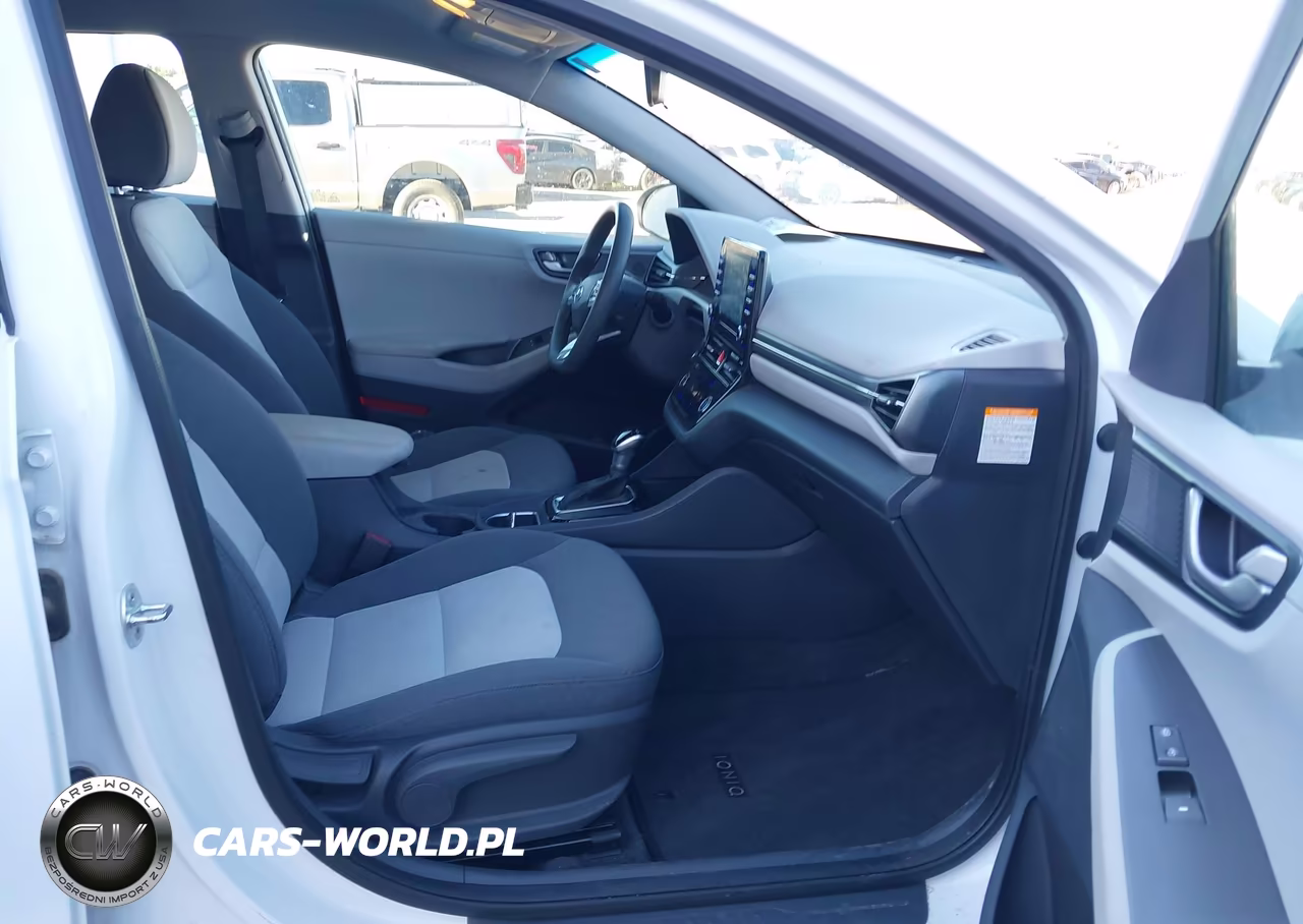 2020 Hyundai Ioniq Hybrid Blue VIN:KMHC65LC5LU233248 - 5