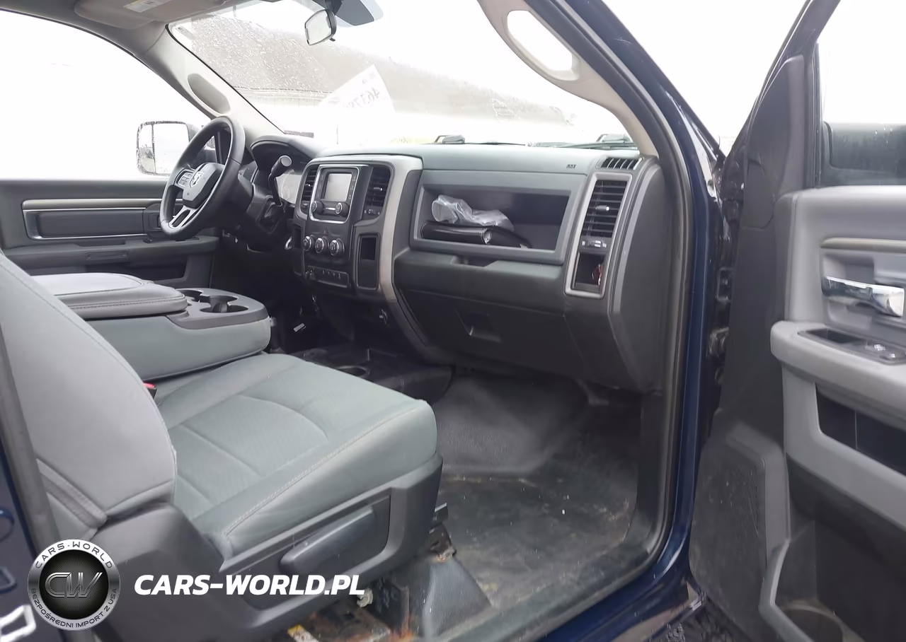 2017 Ram 2500 Tradesman 4X4 8' Box VIN:3C6MR5AL8HG724708 - 5