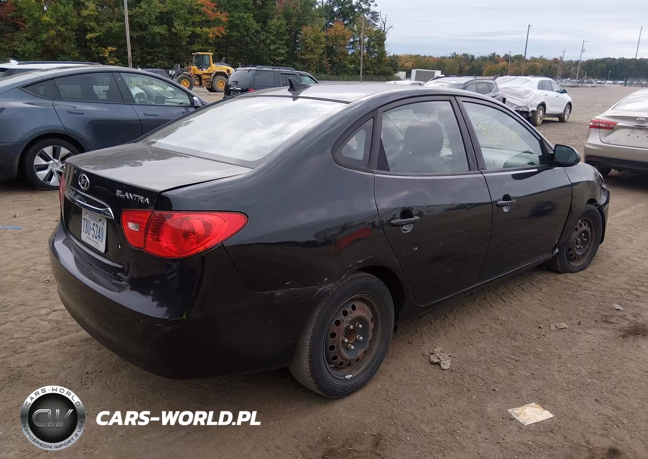 2010 Hyundai Elantra Gls VIN:KMHDU4AD7AU960629 - 4