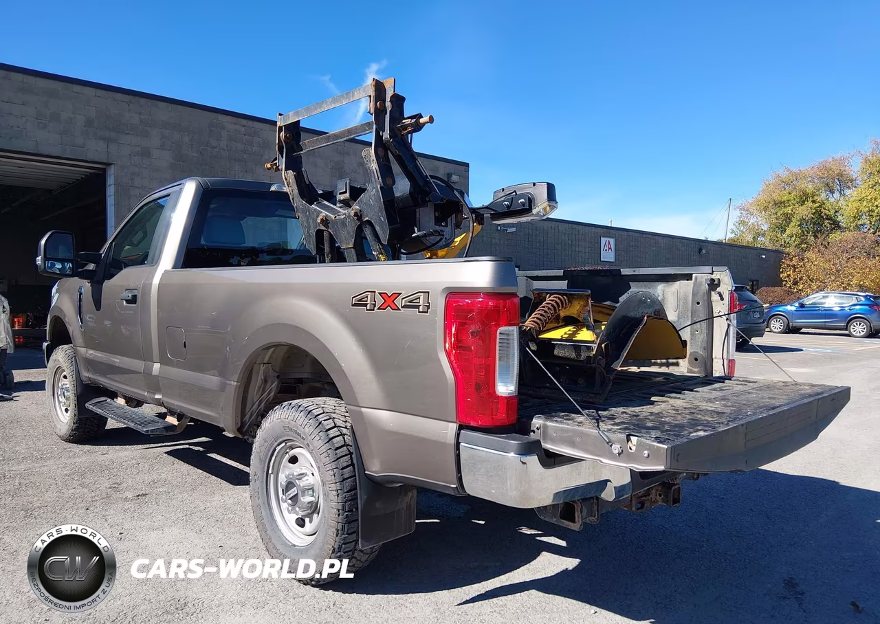 2019 Ford F-250 Xl VIN:1FTBF2B60KED43739 - 3