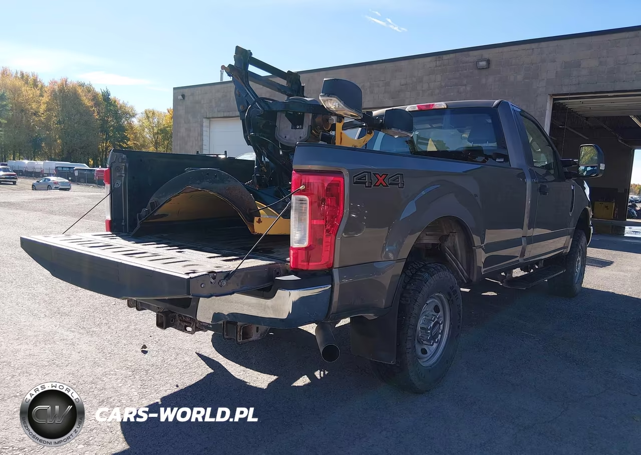 2019 Ford F-250 Xl VIN:1FTBF2B60KED43739 - 4