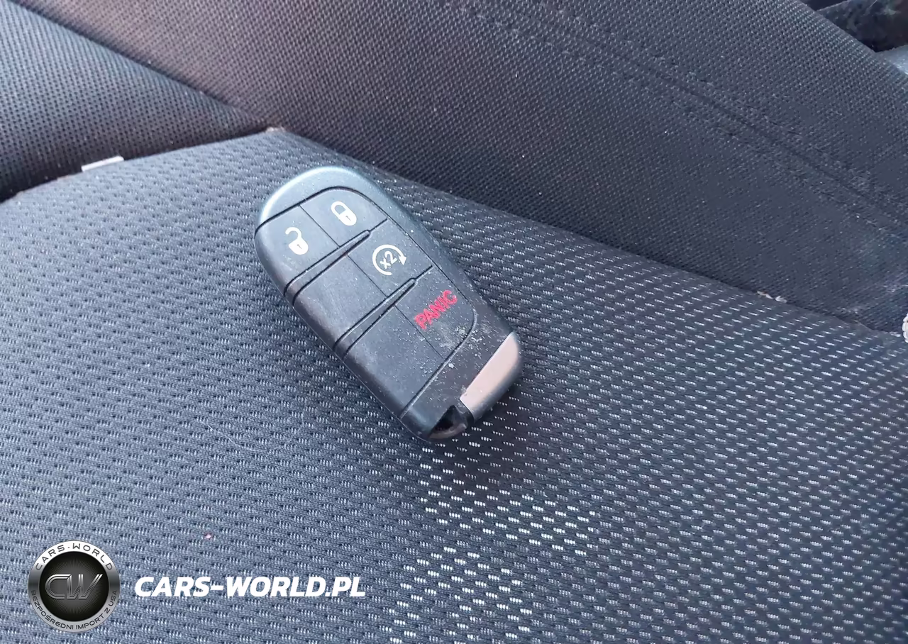 JEEP RENEGADE L VIN:ZACCJBBBXHPF35928 - 11