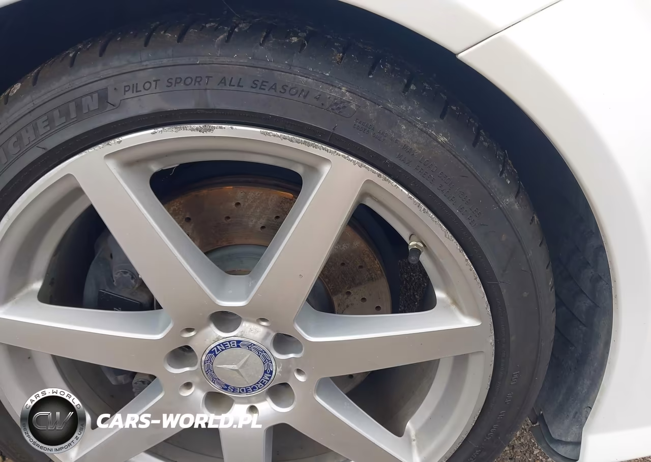 2014 Mercedes-Benz C 300 Sport 4Matic VIN:WDDGF8AB0EA962334 - 18