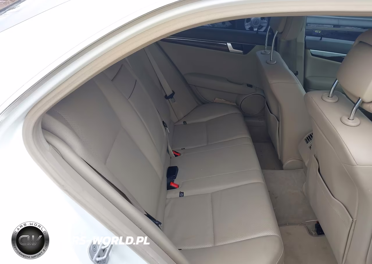2014 Mercedes-Benz C 300 Sport 4Matic VIN:WDDGF8AB0EA962334 - 8