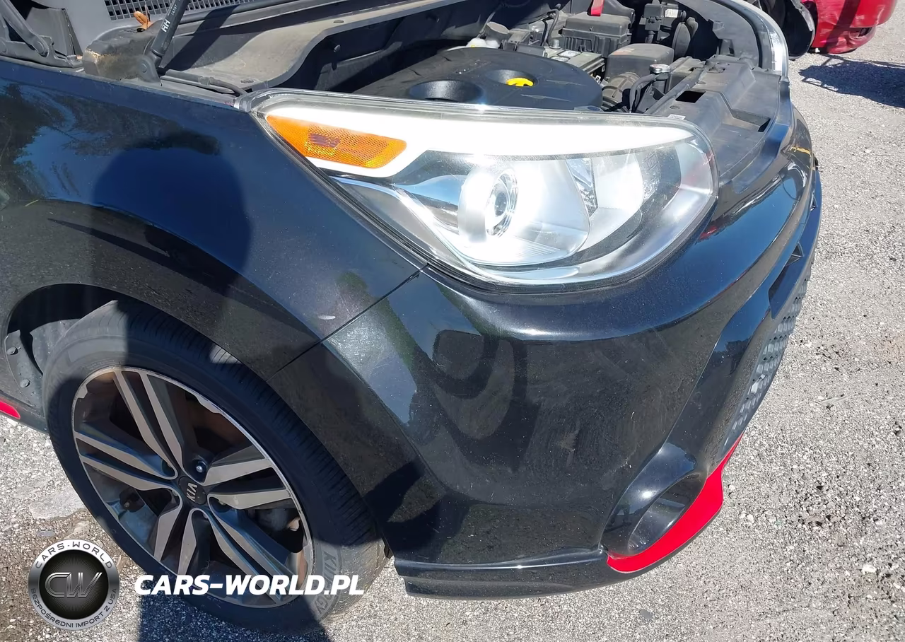2015 Kia Soul + VIN:KNDJP3A51F7773913 - 6
