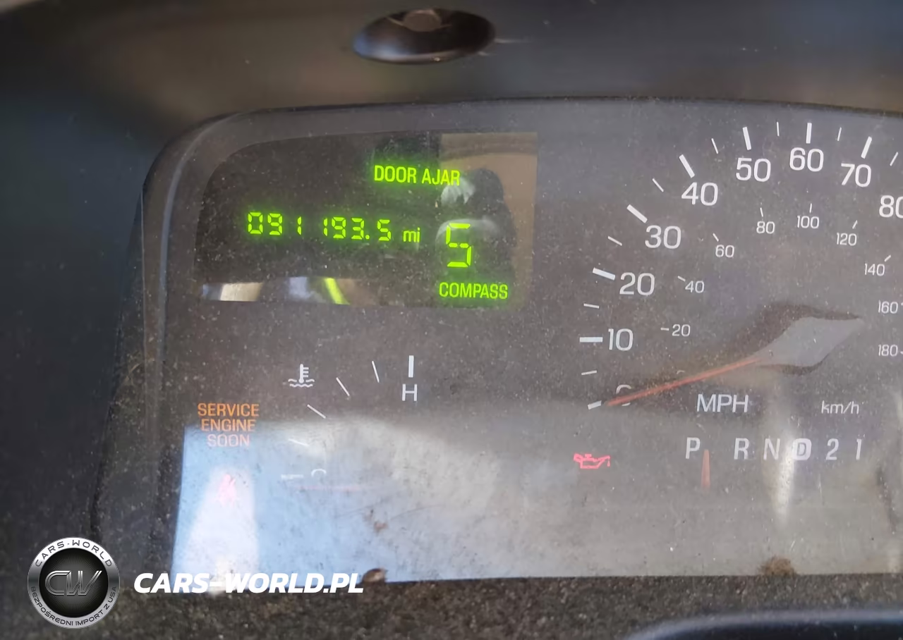 1998 Lincoln Town Car Signature VIN:1LNFM82W0WY618004 - 7