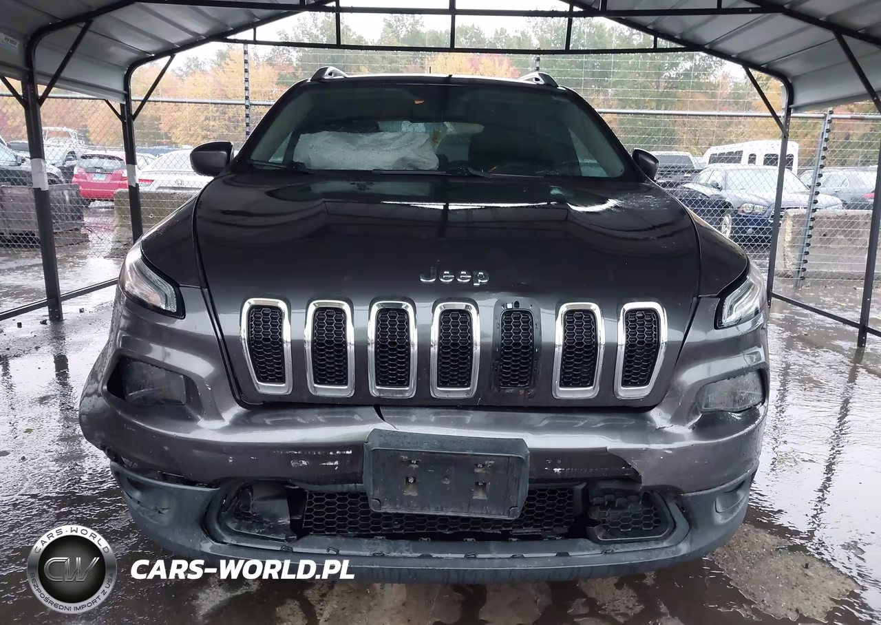 2017 Jeep Cherokee Latitude 4X4 VIN:1C4PJMCS7HW637976 - 12