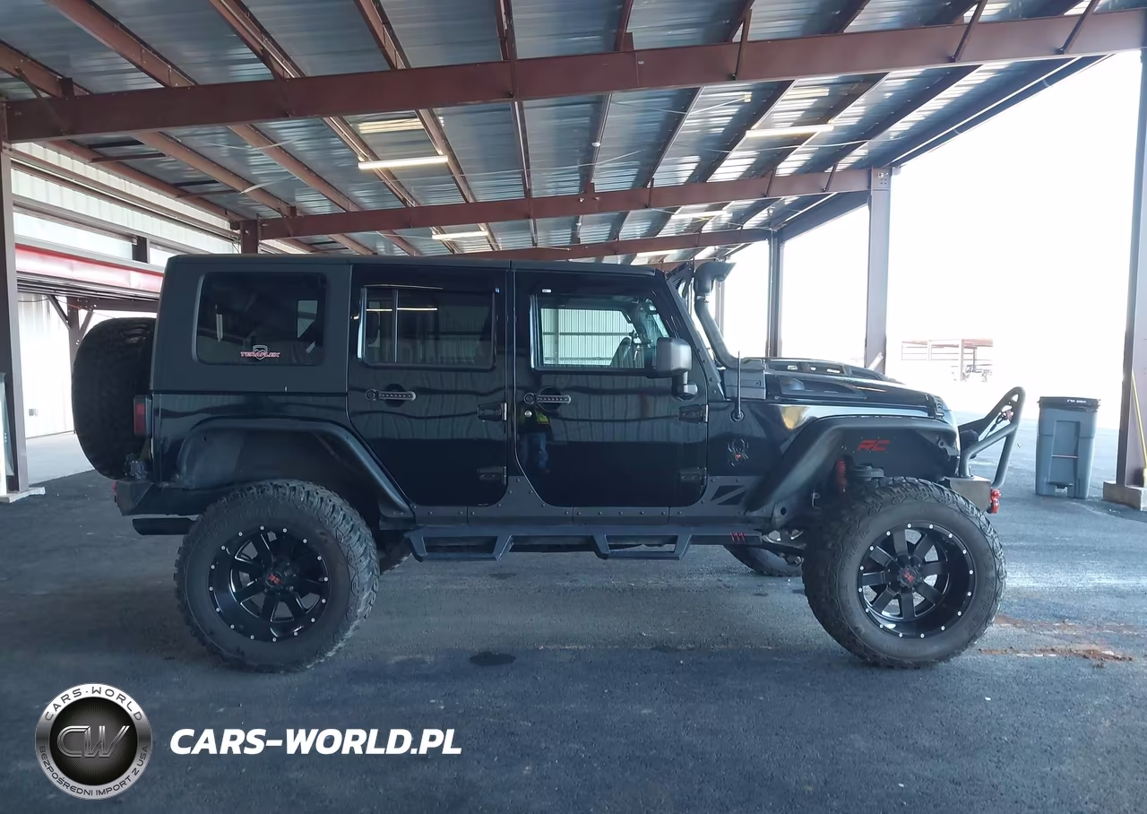 2007 Jeep Wrangler Unlimited Rubicon VIN:1J8GA69157L115883 - 13