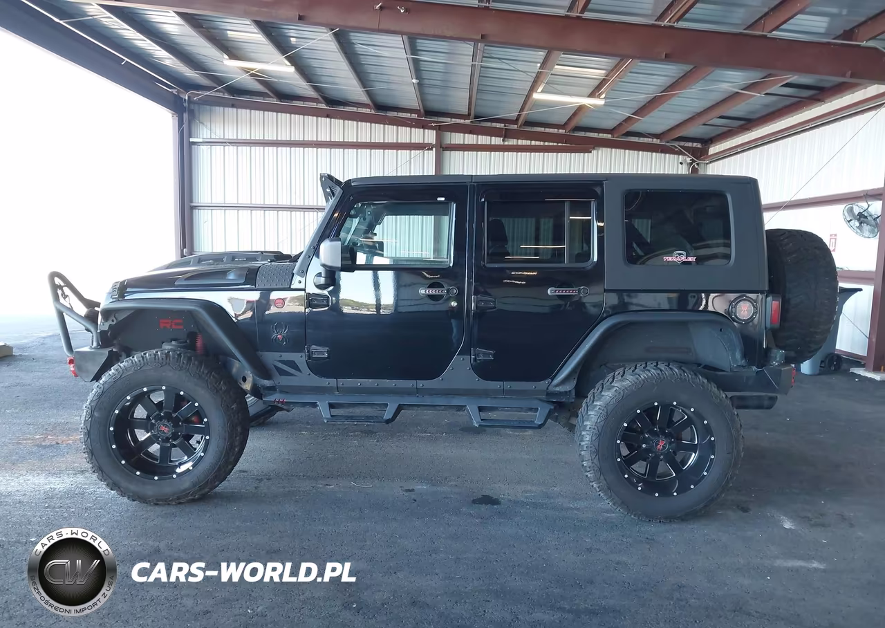 2007 Jeep Wrangler Unlimited Rubicon VIN:1J8GA69157L115883 - 14