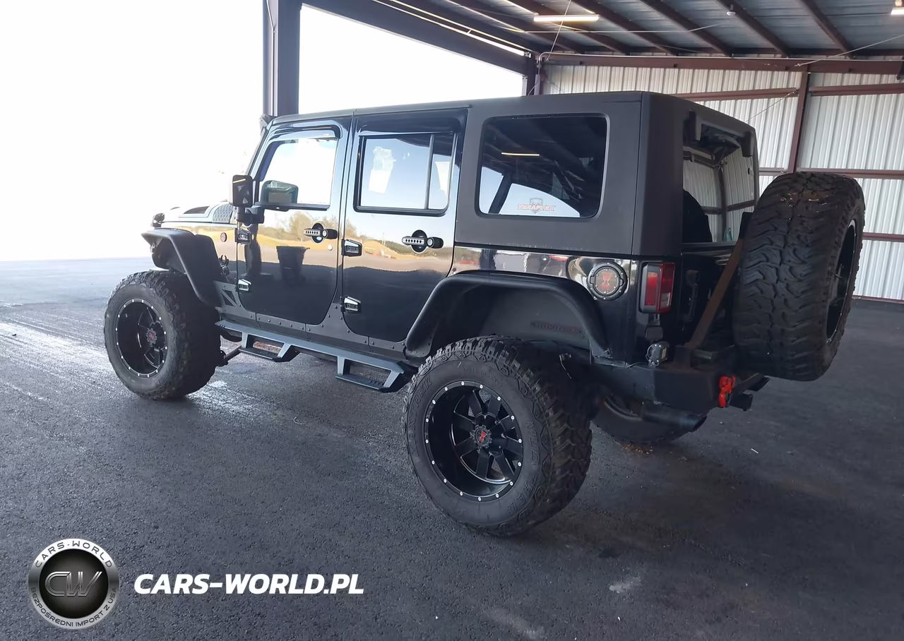 2007 Jeep Wrangler Unlimited Rubicon VIN:1J8GA69157L115883 - 3