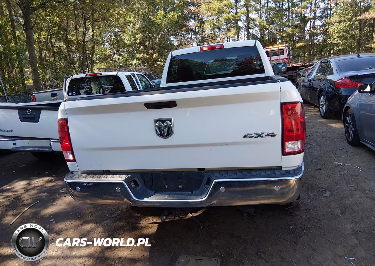 2019 Ram 1500 Classic Tradesman 4X4 8' Box VIN:3C6JR7DT3KG585749 - 16