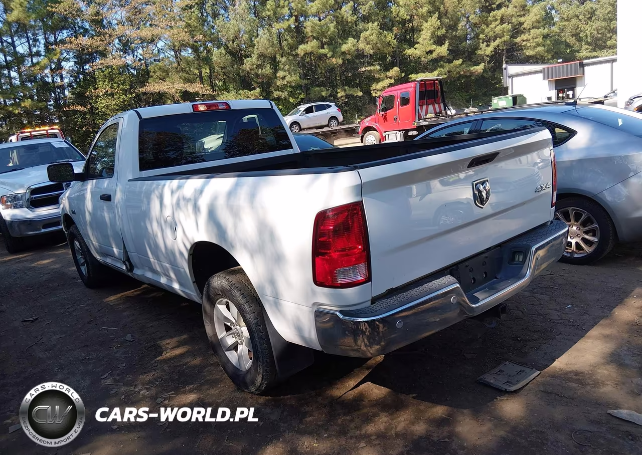 2019 Ram 1500 Classic Tradesman 4X4 8' Box VIN:3C6JR7DT3KG585749 - 3