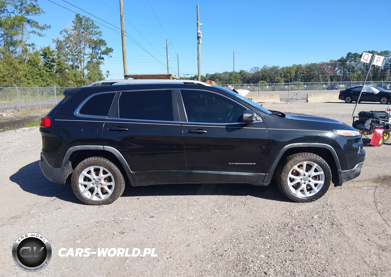 2016 Jeep Cherokee Latitude VIN:1C4PJLCB5GW351763 - 13