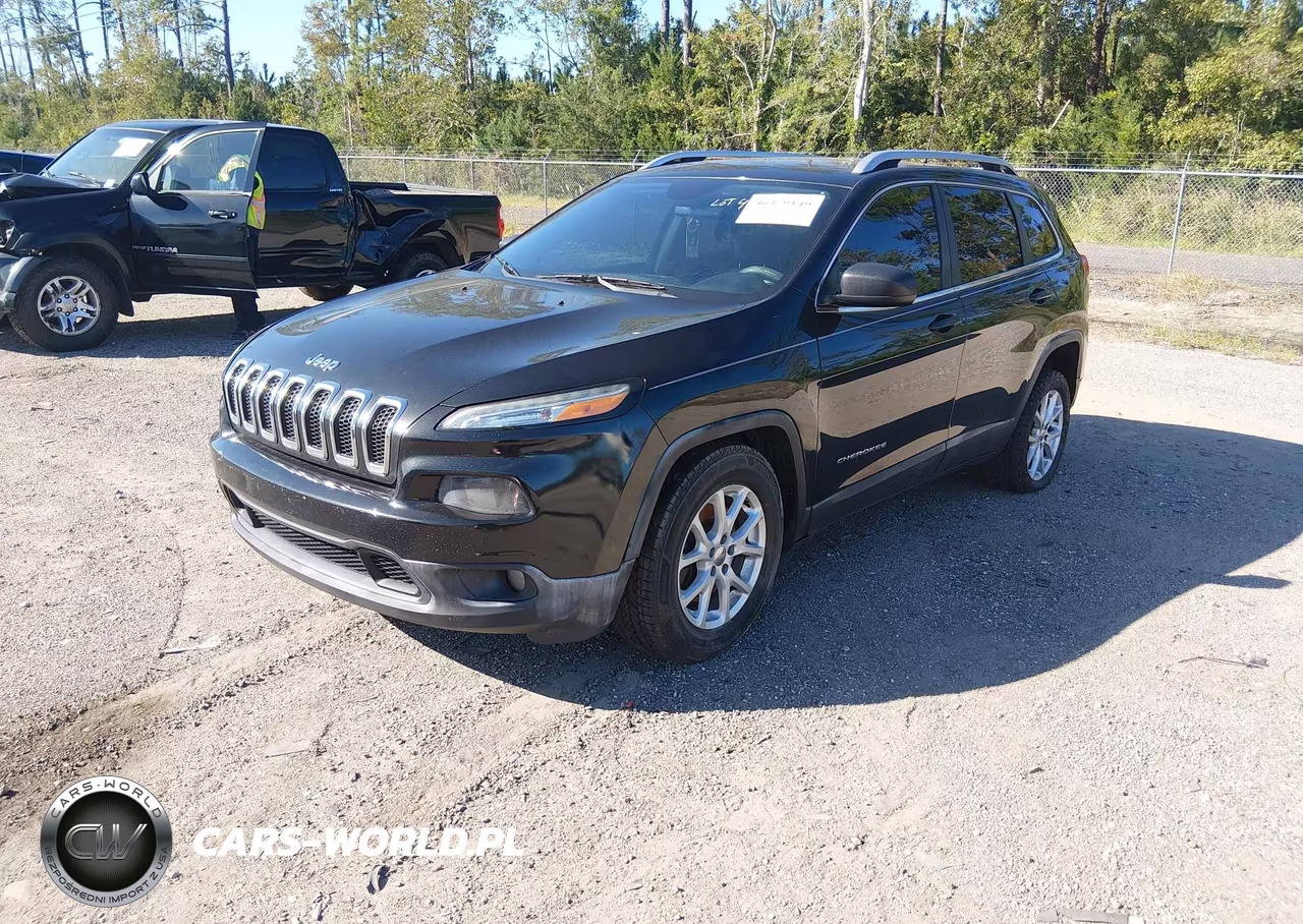 2016 Jeep Cherokee Latitude VIN:1C4PJLCB5GW351763 - 2