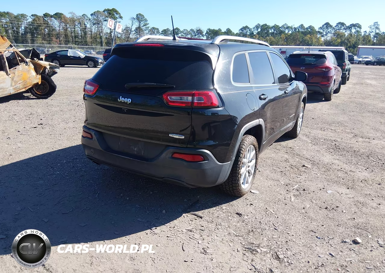 2016 Jeep Cherokee Latitude VIN:1C4PJLCB5GW351763 - 4