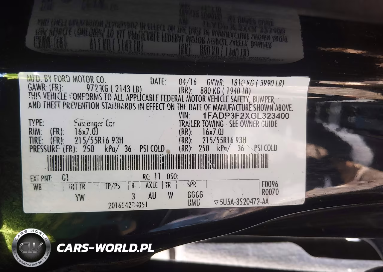 2016 Ford Focus Se VIN:1FADP3F2XGL323400 - 9