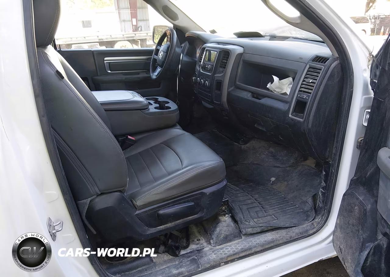 2019 Ram 1500 Classic Tradesman 4X4 8' Box VIN:3C6JR7DT2KG646900 - 5