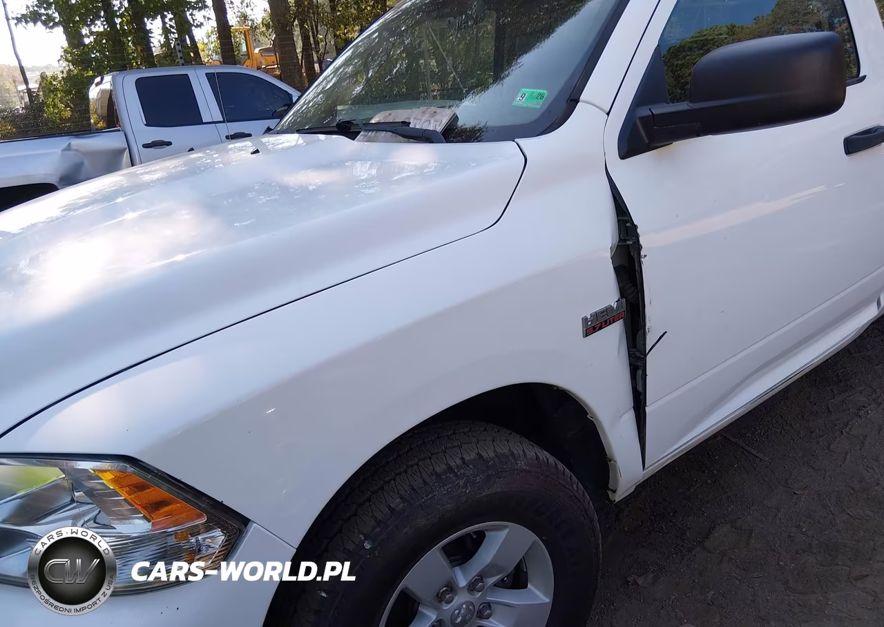 2019 Ram 1500 Classic Tradesman 4X4 8' Box VIN:3C6JR7DT2KG646900 - 6