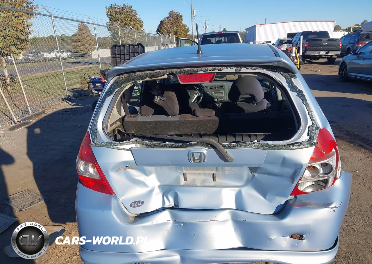 2008 Honda Fit Sport VIN:JHMGD37668S059650 - 16