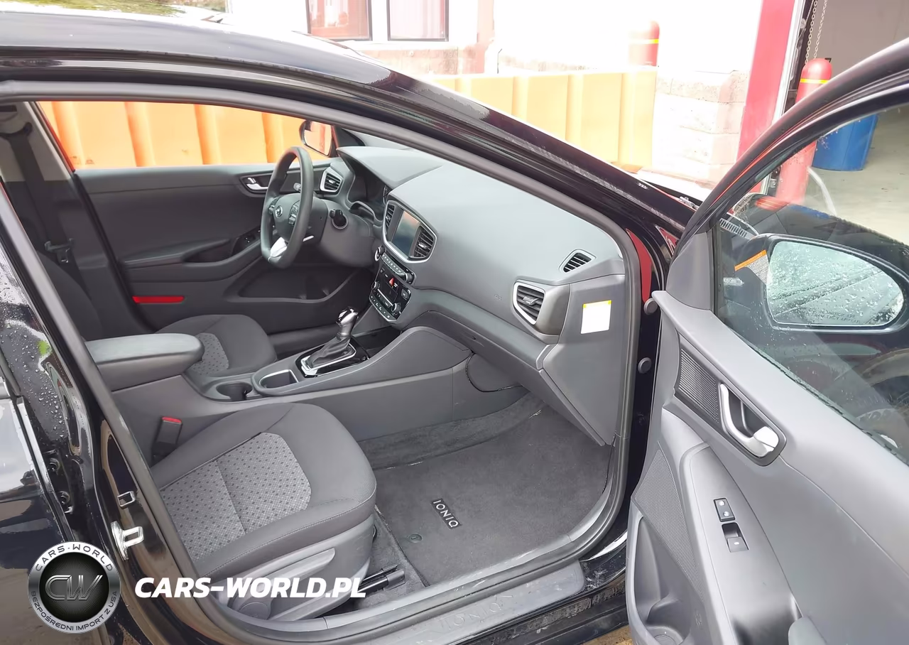 2018 Hyundai Ioniq Hybrid Blue VIN:KMHC65LC7JU100598 - 5
