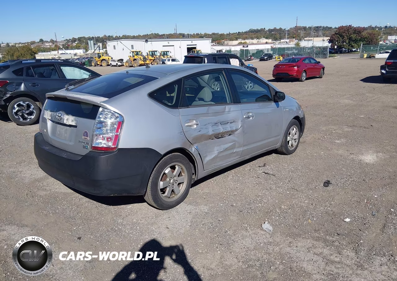 2008 Toyota Prius VIN:JTDKB20U687700559 - 4