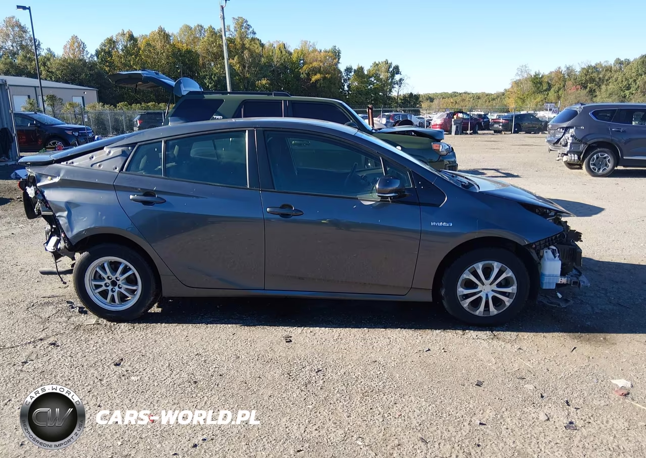 2020 Toyota Prius Le Awd-E VIN:JTDL9RFU8L3014507 - 14