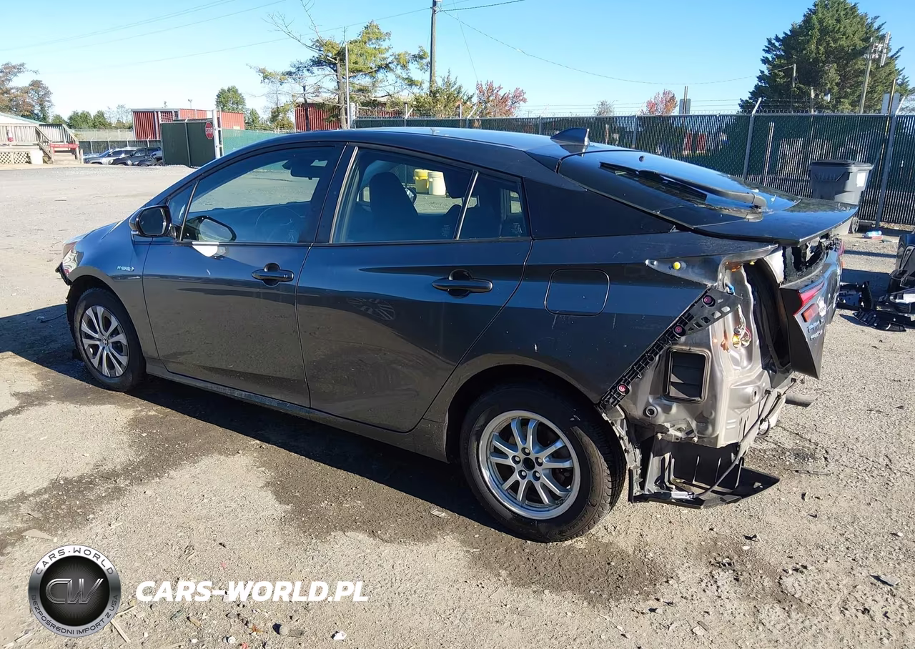 2020 Toyota Prius Le Awd-E VIN:JTDL9RFU8L3014507 - 15